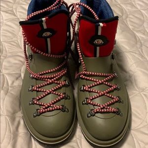 Moncler Henoc military green rain boots size 43/10